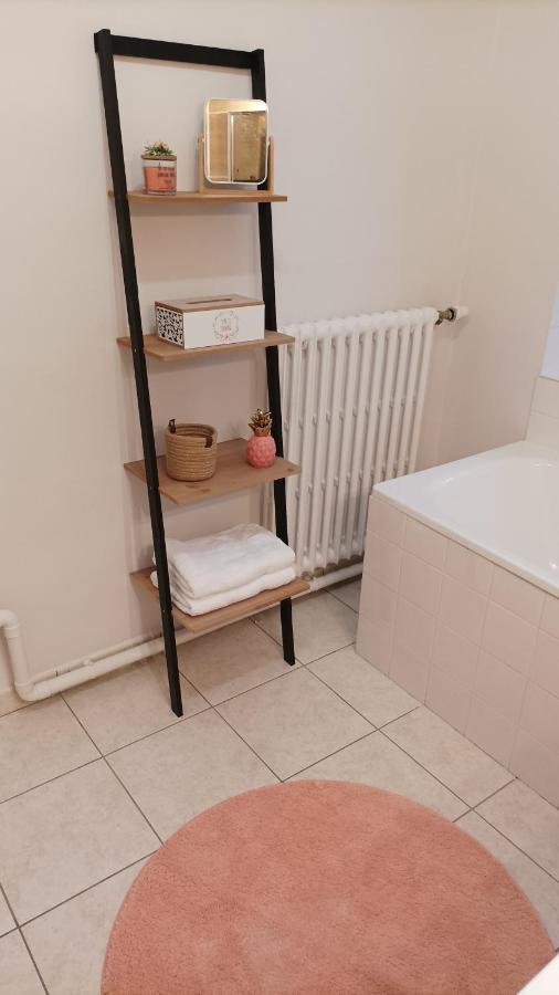 Loudeac : Appartement T2 Chaleureux Centre Ville Экстерьер фото